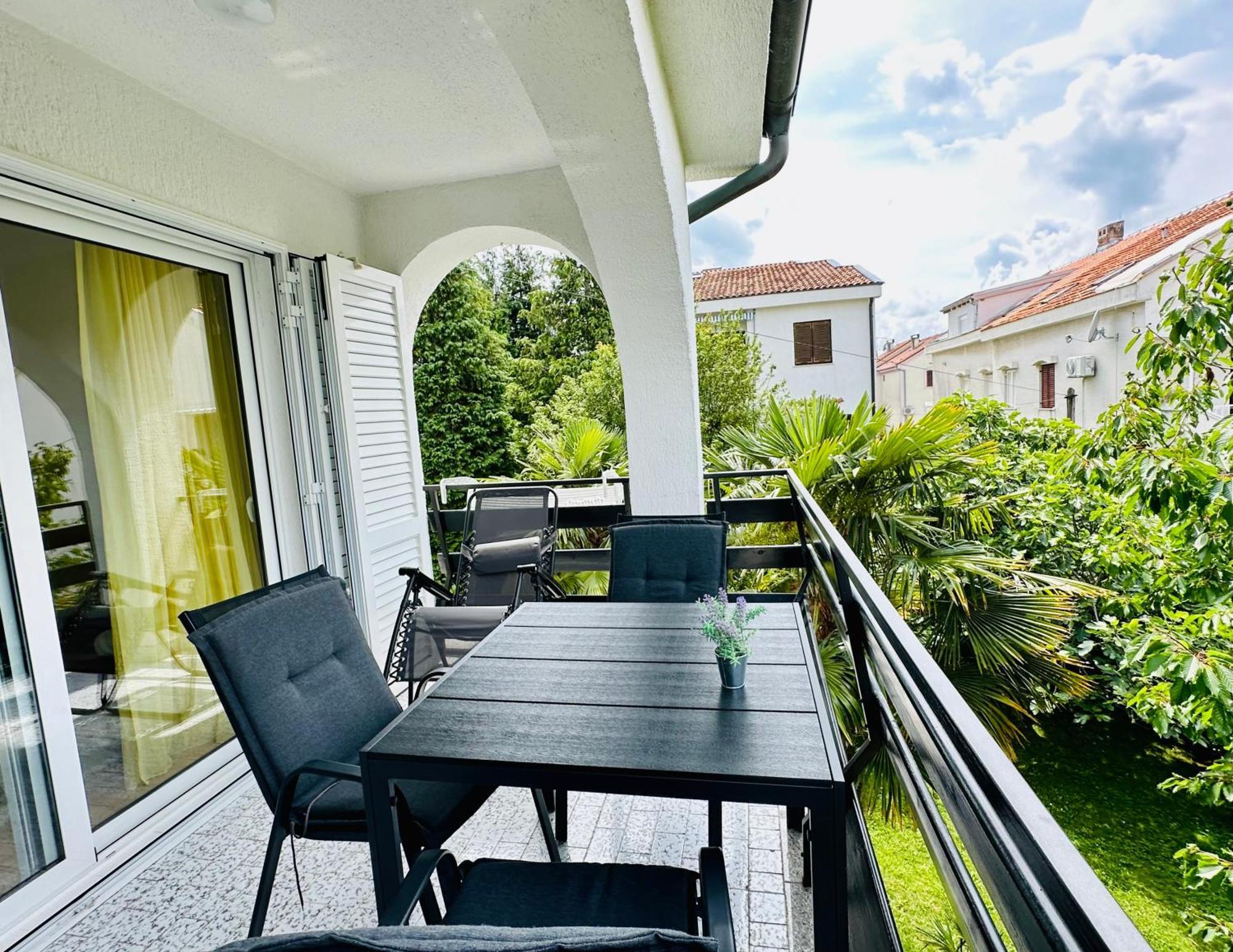 Apartments Bella Vita 2 Malinska Εξωτερικό φωτογραφία